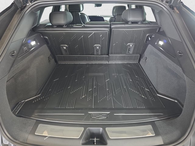 New 2026 Cadillac Lyriq Premium Sport image 12