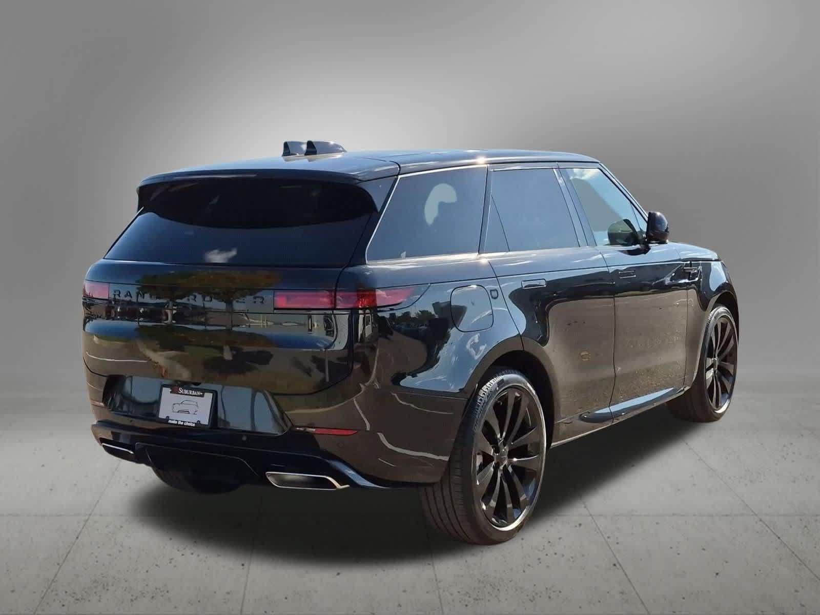 New 2027 Land Rover Range Rover Sport Dynamic SE AWD/4WD image 6