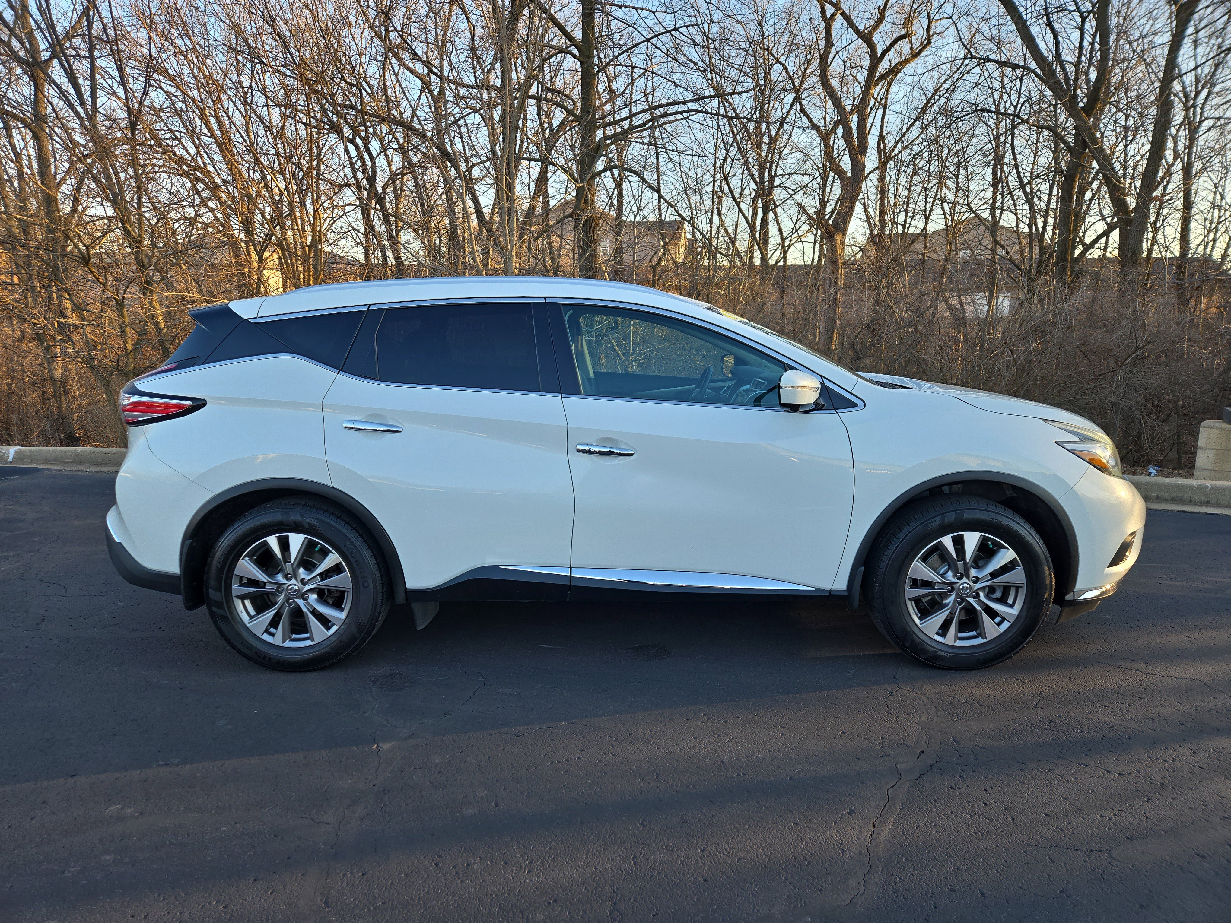 Used 2015 Nissan Murano SL w/ SL Technology Package image 2