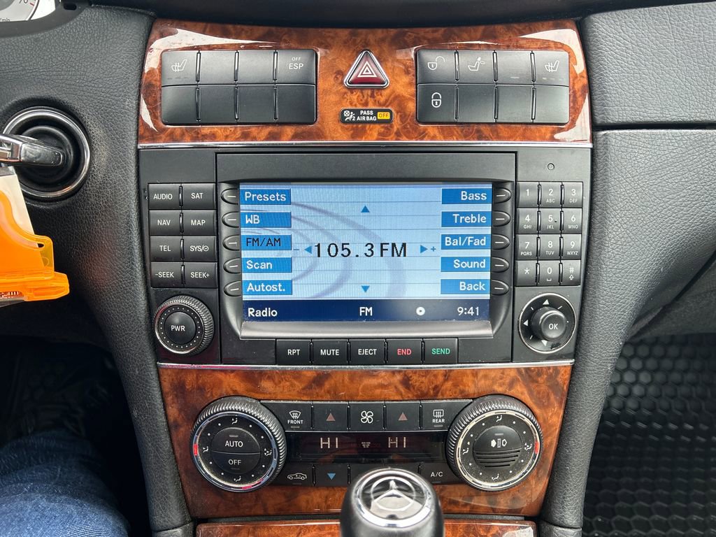 Used 2008 Mercedes-Benz CLK 350 Cabriolet image 21