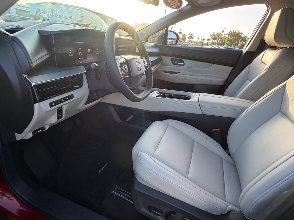 Certified 2025 Nissan Murano SL AWD/4WD image 12