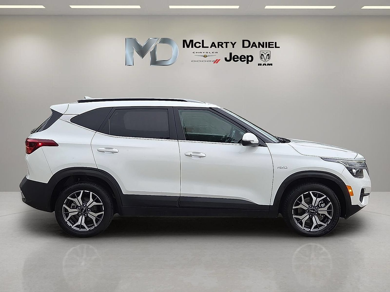 Used 2022 Kia Seltos EX AWD/4WD image 6