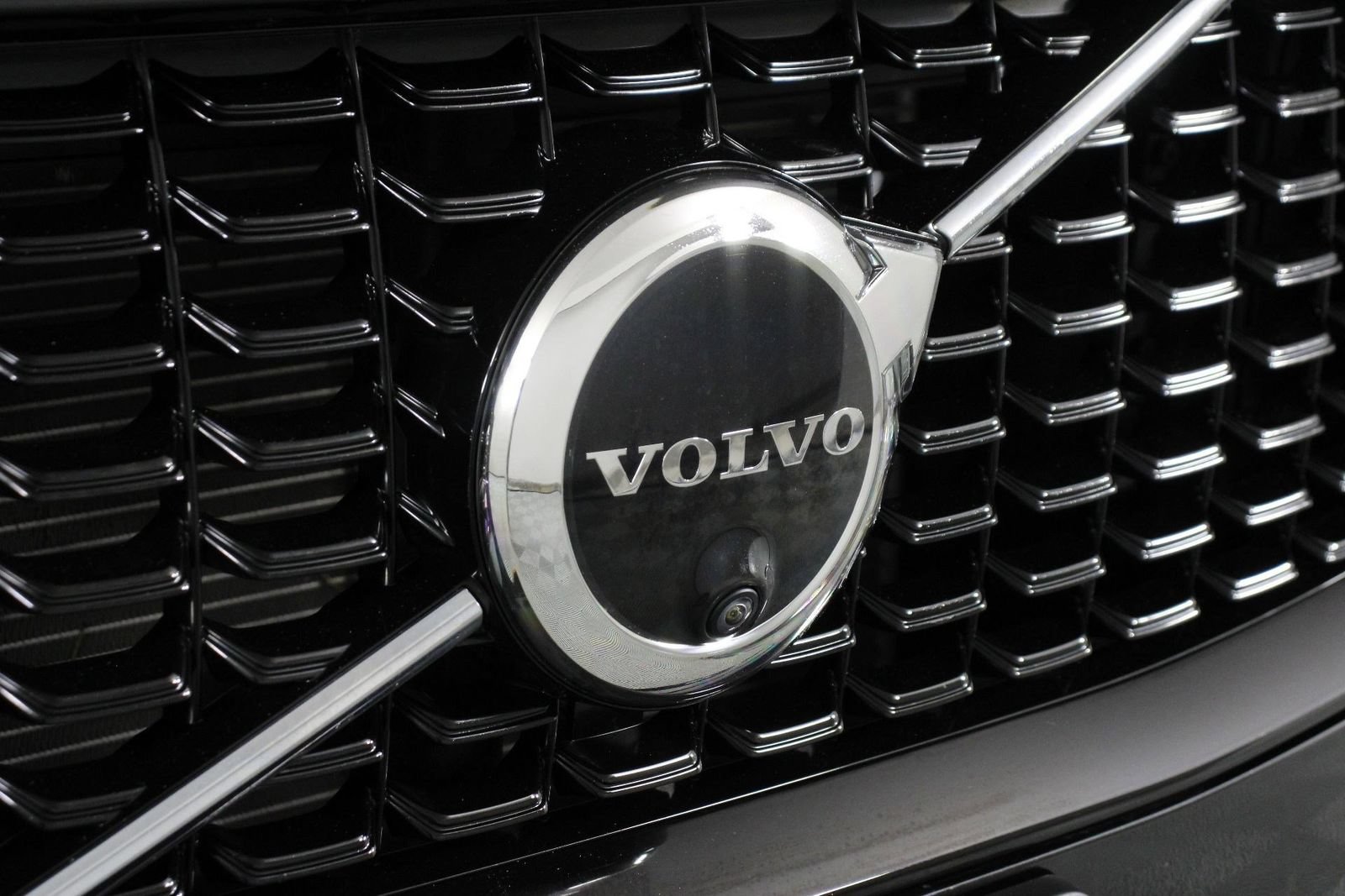 Certified 2023 Volvo XC90 T8 Plus w/ Protection Package Premier AWD/4WD image 27
