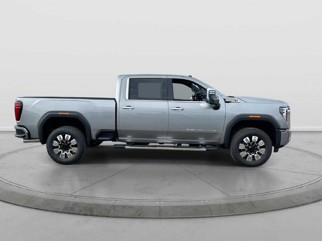 New 2026 GMC Sierra 2500 Denali w/ Technology Package AWD/4WD image 9