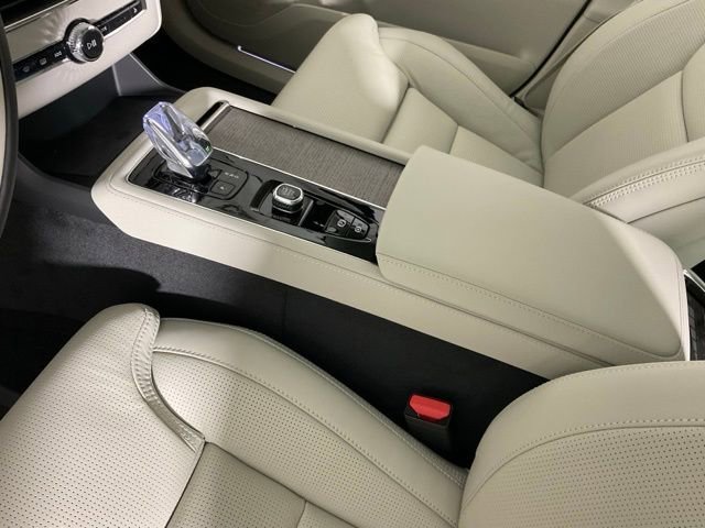 New 2026 Volvo XC90 B6 Ultra w/ Protection Package Premier image 26