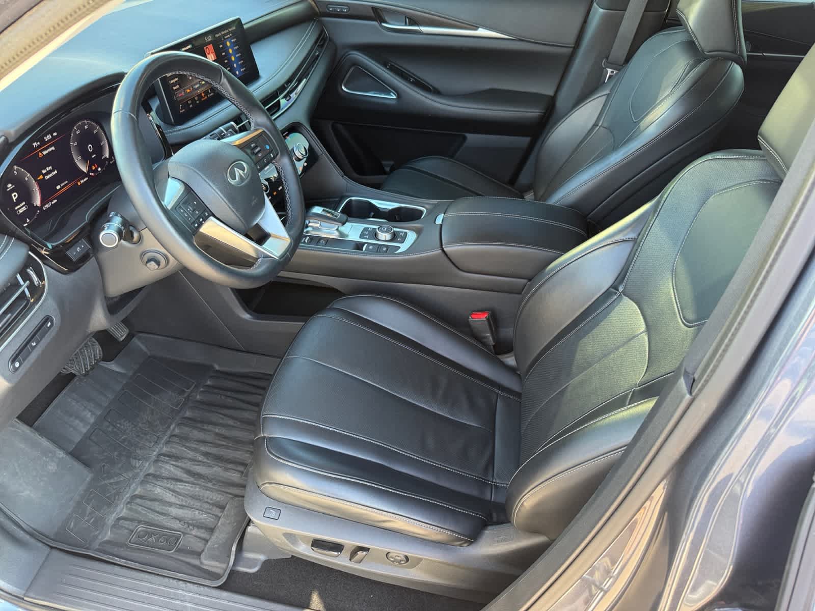 Used 2022 INFINITI QX60 Sensory w/ Vision Package AWD/4WD image 10