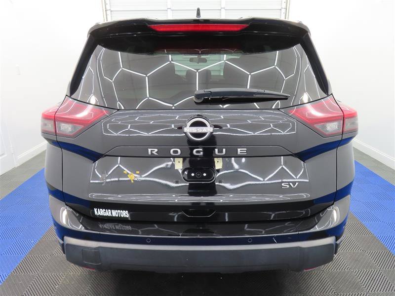 Used 2024 Nissan Rogue SV FWD image 11