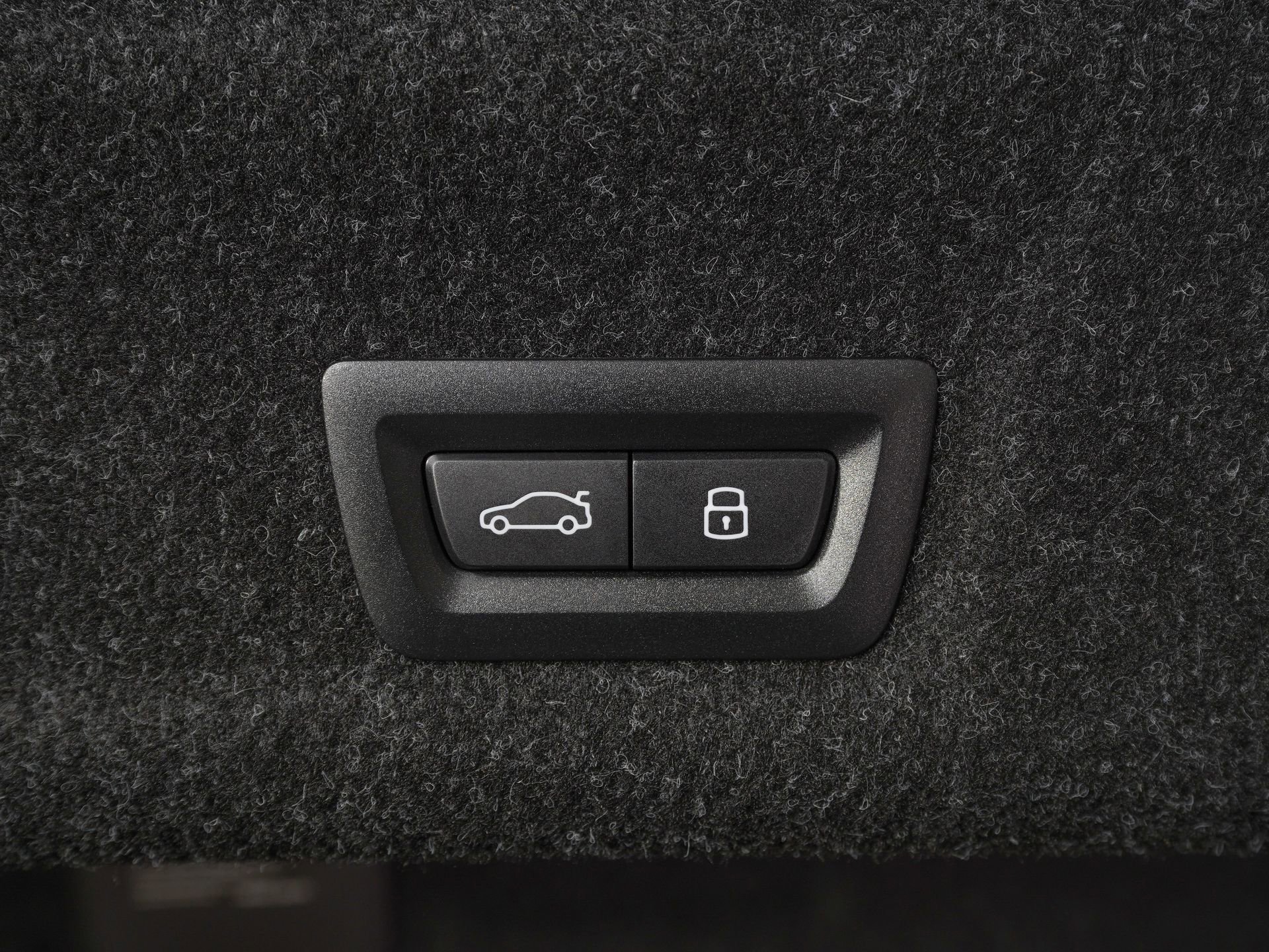 Used 2025 BMW M3 Competition image 12