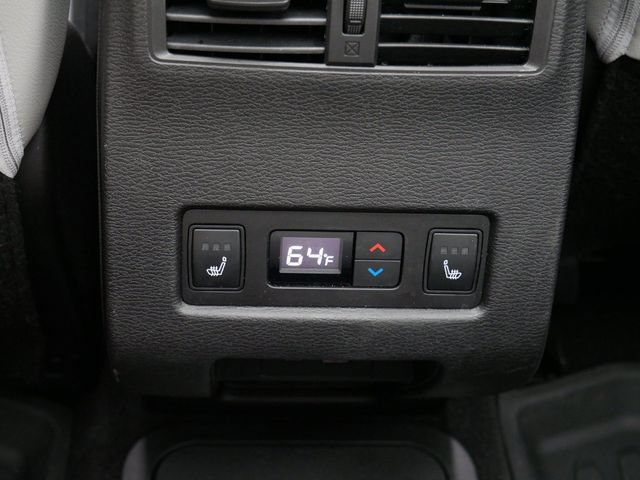 Used 2025 Mitsubishi Outlander SEL AWD/4WD image 14