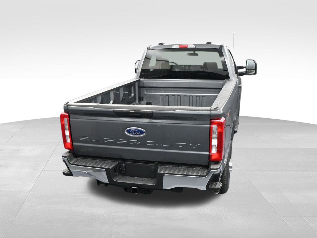 New 2025 Ford F350 XLT image 41
