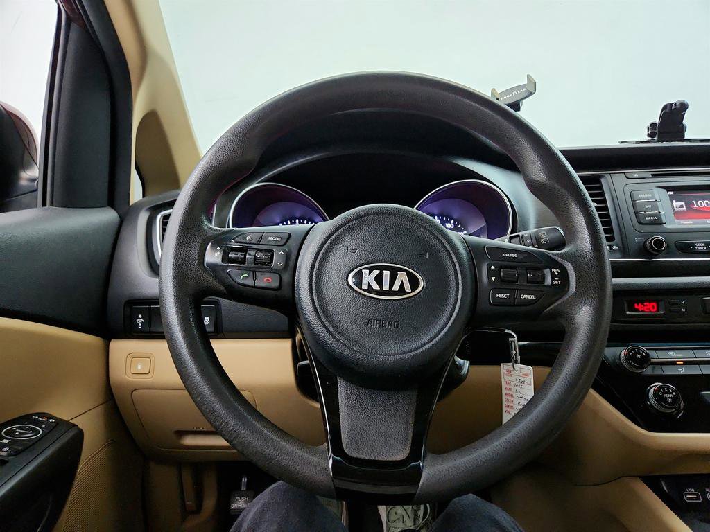 Used 2015 Kia Sedona LX w/ LX Convenience Package FWD image 15