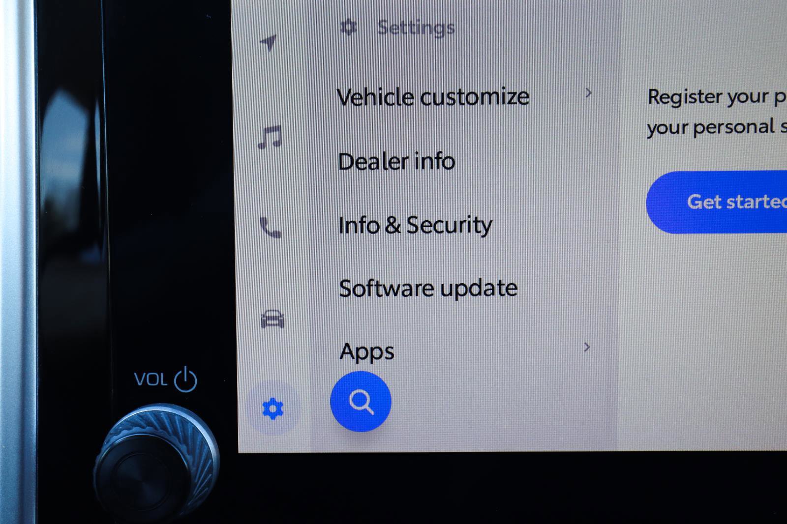 Used 2024 Toyota RAV4 LE image 9