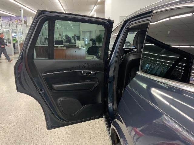 Used 2020 Volvo XC90 T6 Momentum image 33