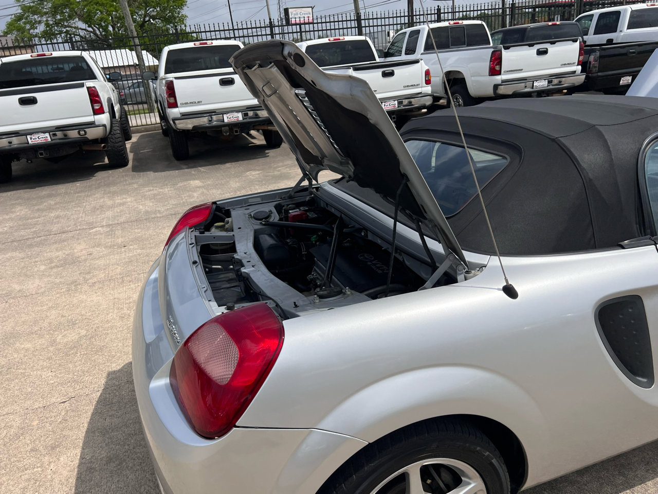 Used 2002 Toyota MR2 image 23