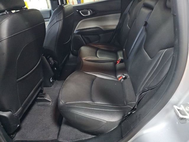 Used 2025 Jeep Compass Limited AWD/4WD image 14