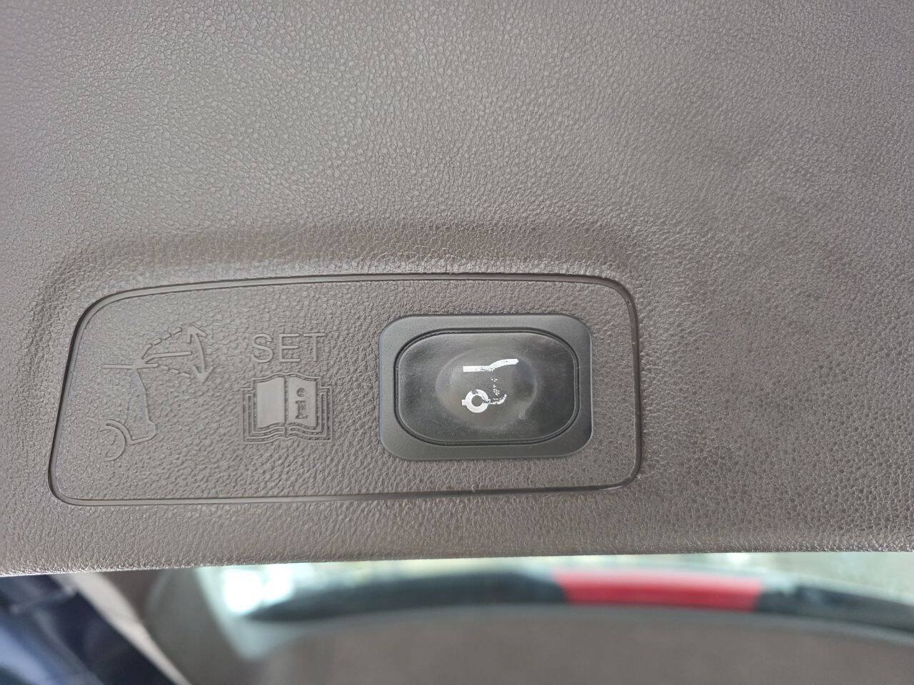 Used 2017 Lincoln MKC Reserve AWD/4WD image 20