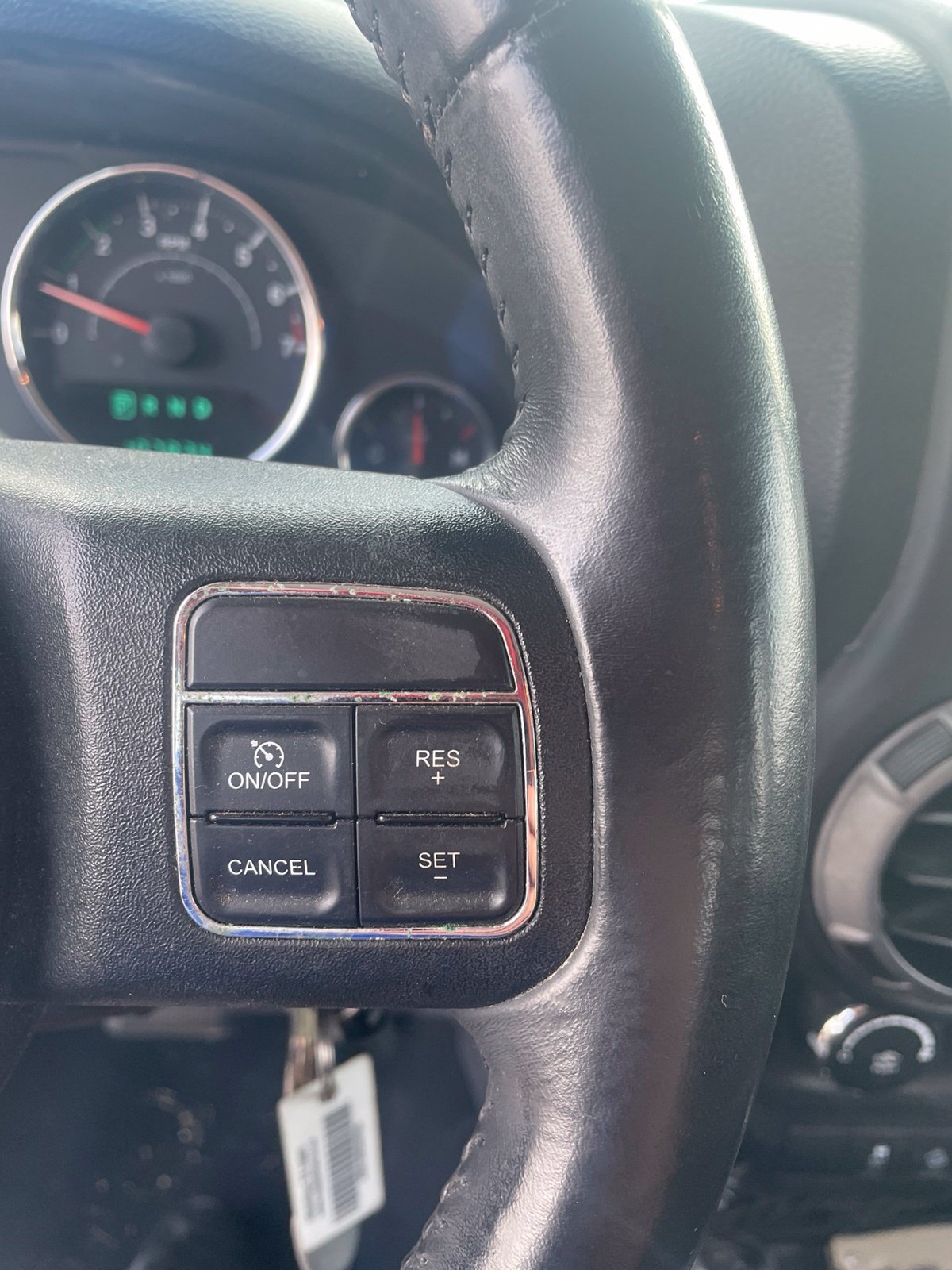 Used 2014 Jeep Wrangler Unlimited Sport w/ Connectivity Group AWD/4WD image 6