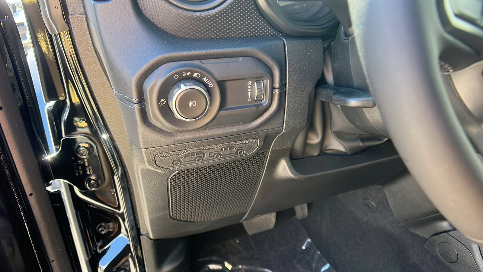 New 2025 Jeep Wrangler Unlimited Rubicon image 22