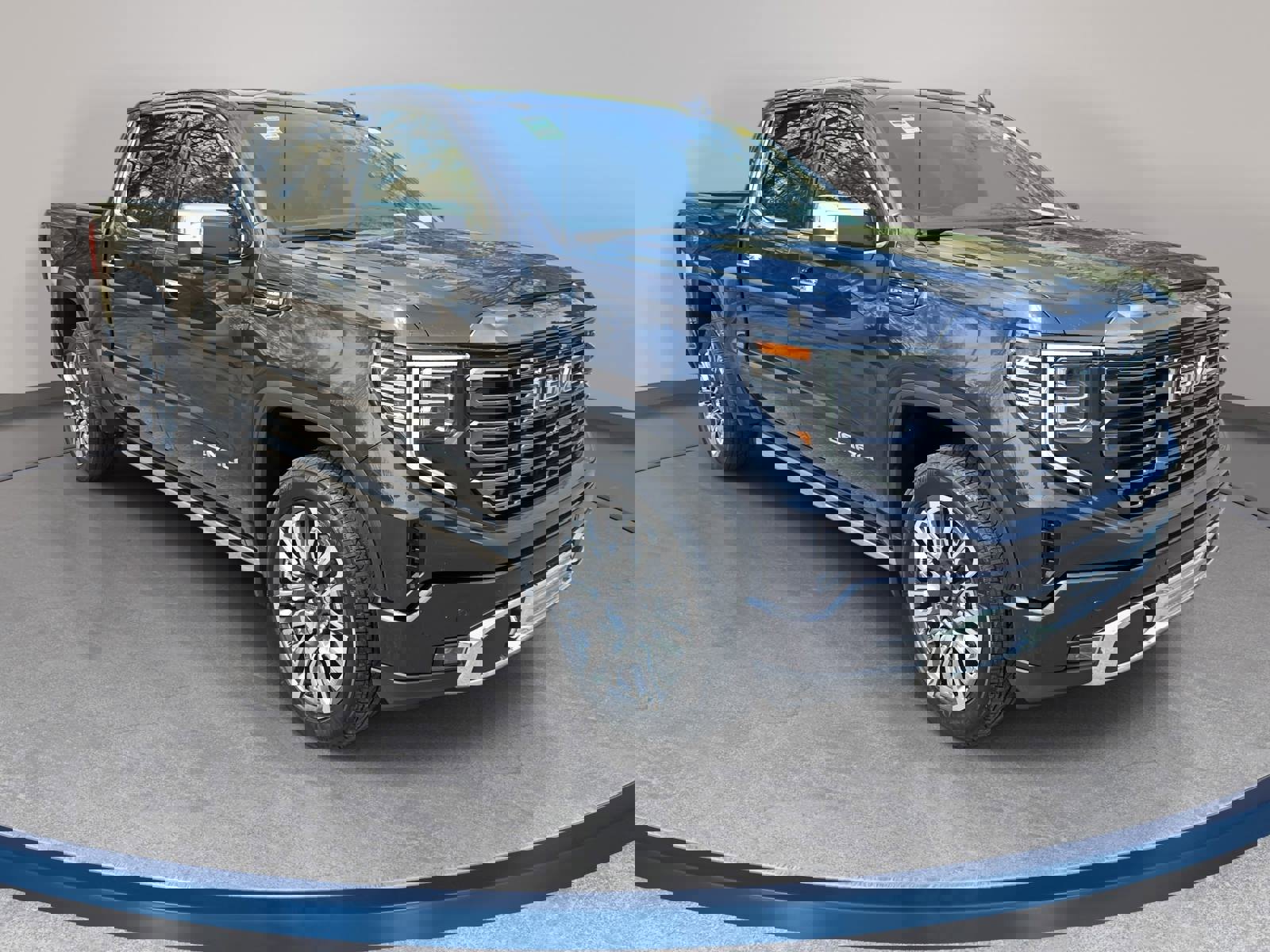 Used 2024 GMC Sierra 1500 Denali Ultimate image 3