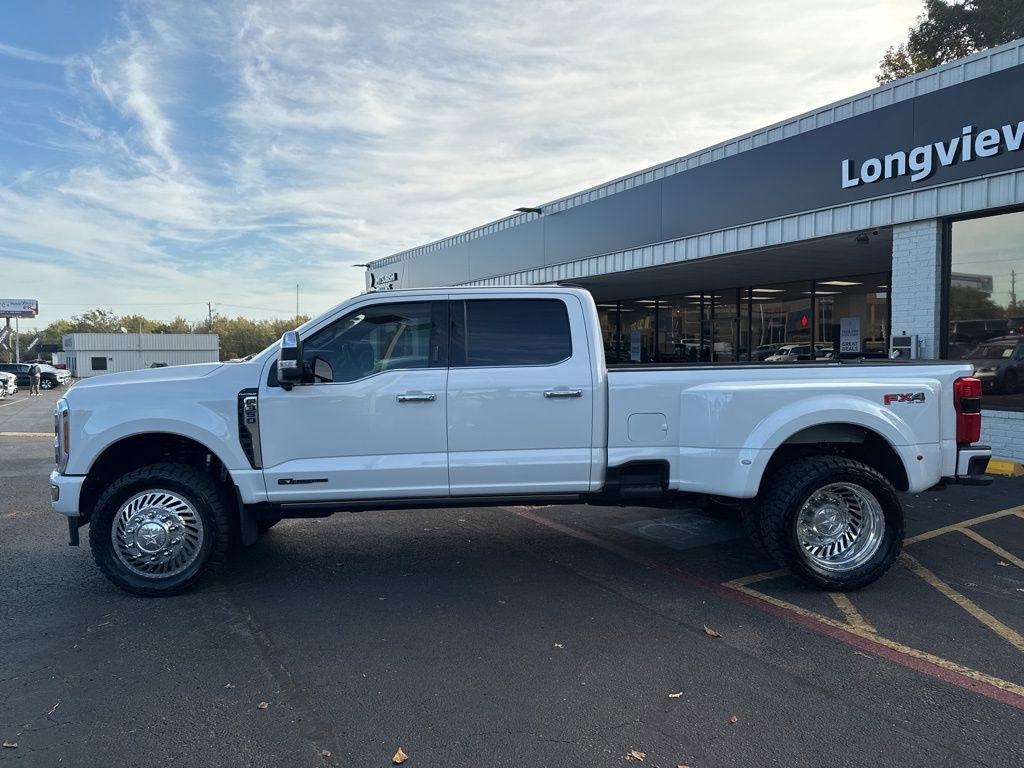 Used 2023 Ford F350 Platinum w/ FX4 Off-Road Package image 10