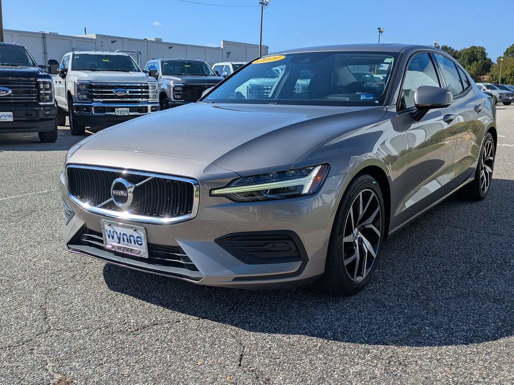 Used 2019 Volvo S60 T6 Momentum w/ Multimedia Package AWD/4WD image 8