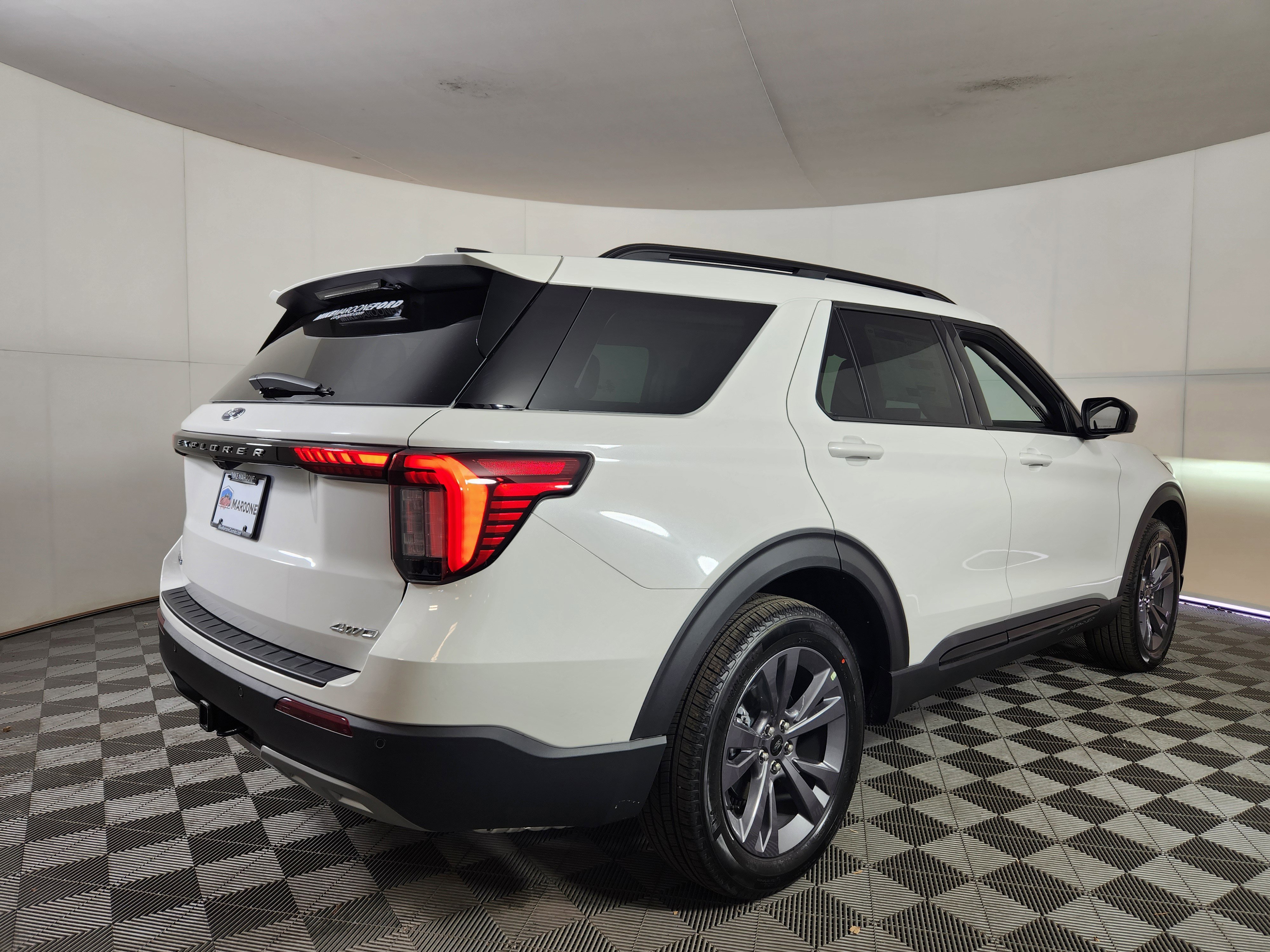 New 2026 Ford Explorer Active w/ Active Comfort Package image 7