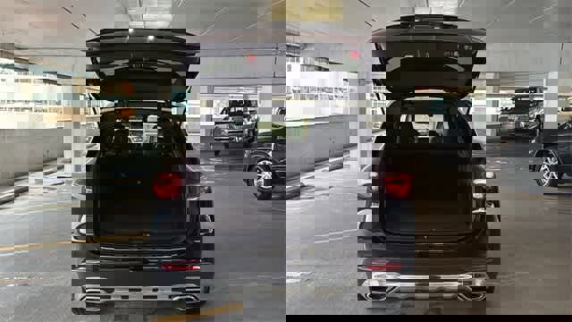 Certified 2025 Mercedes-Benz GLC 300 4MATIC image 8