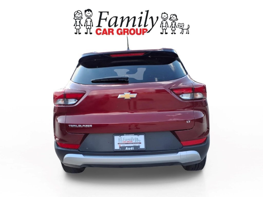 Used 2025 Chevrolet TrailBlazer LT FWD image 3