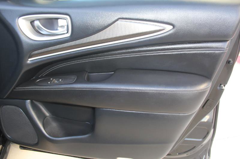 Used 2020 INFINITI QX60 Luxe w/ Essential Package image 24