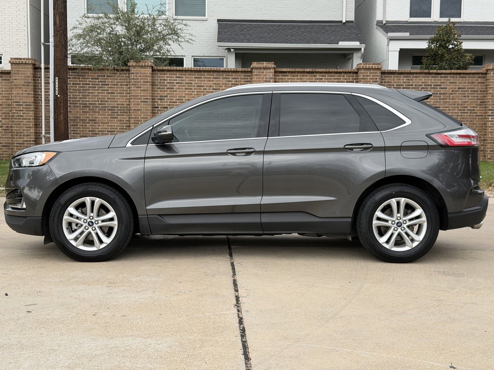 Used 2019 Ford Edge SEL w/ Equipment Group 201A image 11