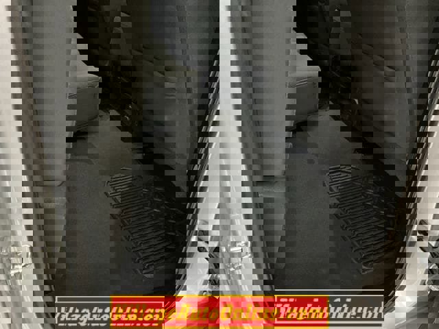 Used 2019 Chevrolet Silverado 1500 LT image 32