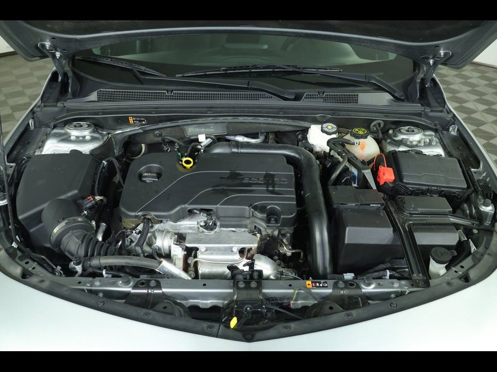 Used 2024 Chevrolet Malibu LT image 19