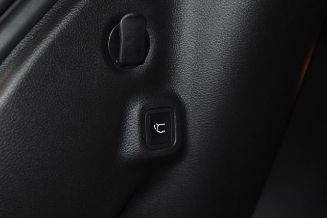 New 2026 Jeep Compass Limited w/ Sun, Sound & Navigation Group image 32