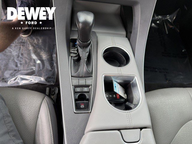 Used 2020 Toyota Avalon Limited w/ Advanced Safety Package FWD image 23