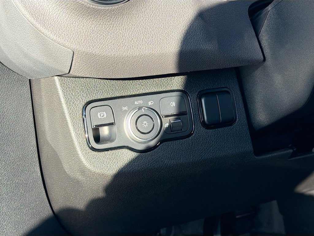 New 2026 Mercedes-Benz Sprinter 2500 image 11