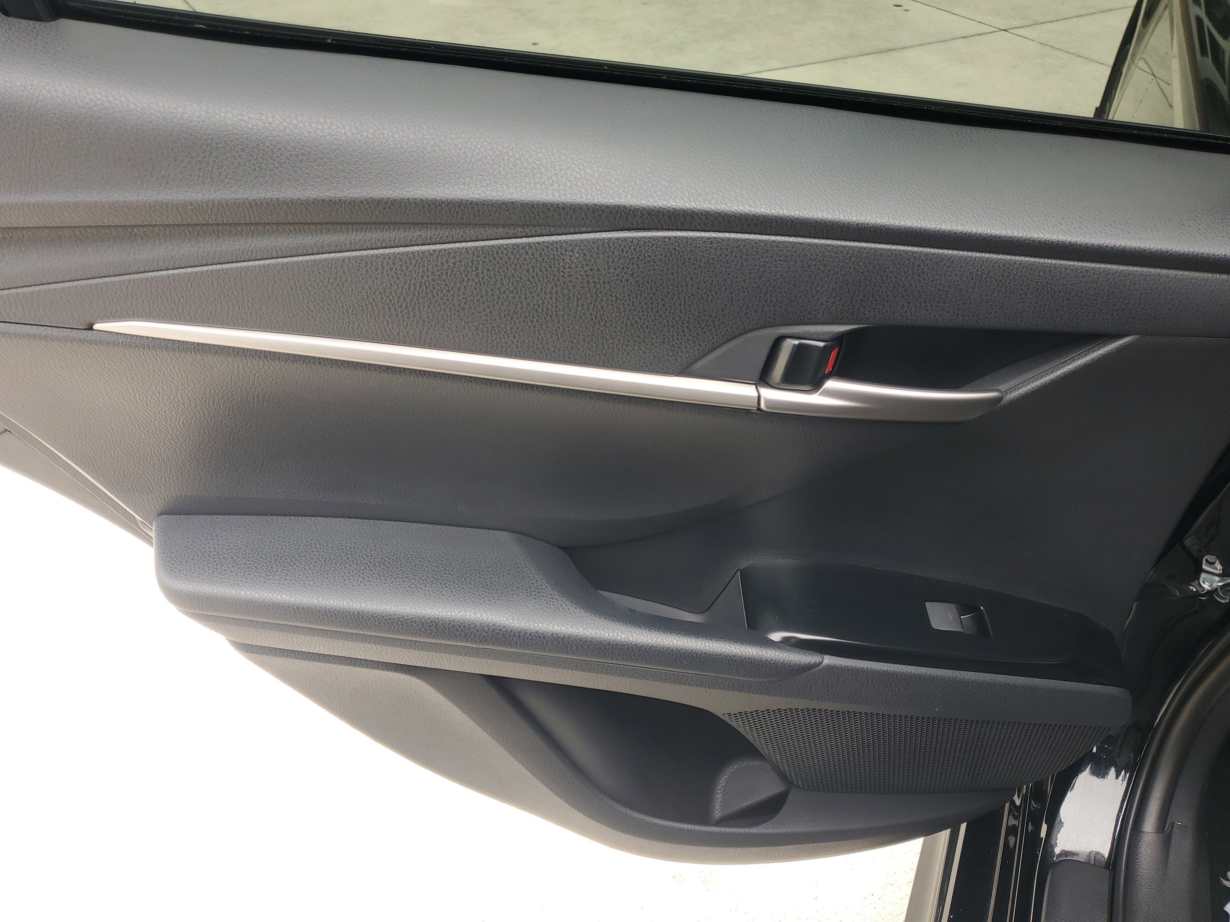 Used 2026 Toyota Camry SE image 14