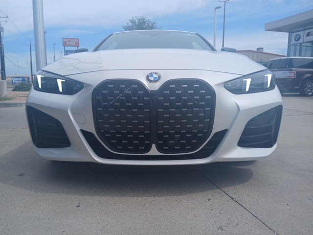 New 2027 BMW 430i Coupe w/ M Sport Package RWD image 2