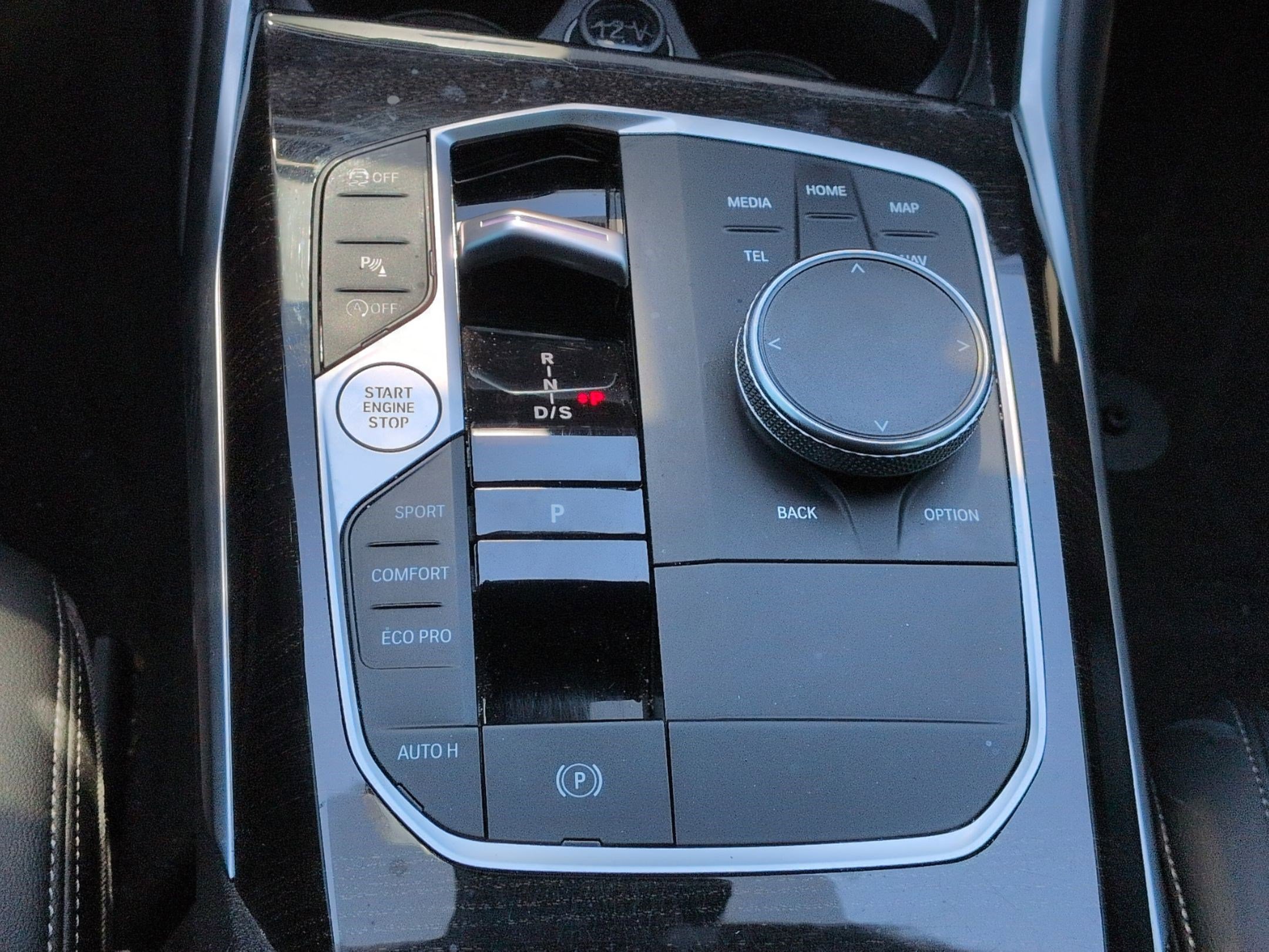 Certified 2023 BMW 330i Sedan w/ Convenience Package RWD image 26