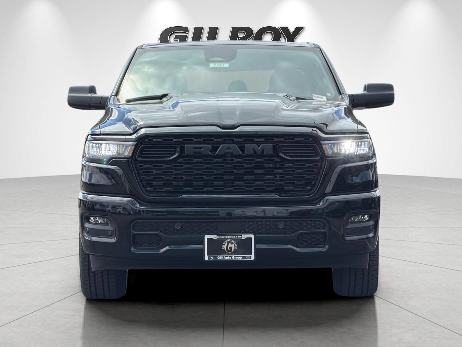 New 2026 RAM 1500 Express AWD/4WD image 9