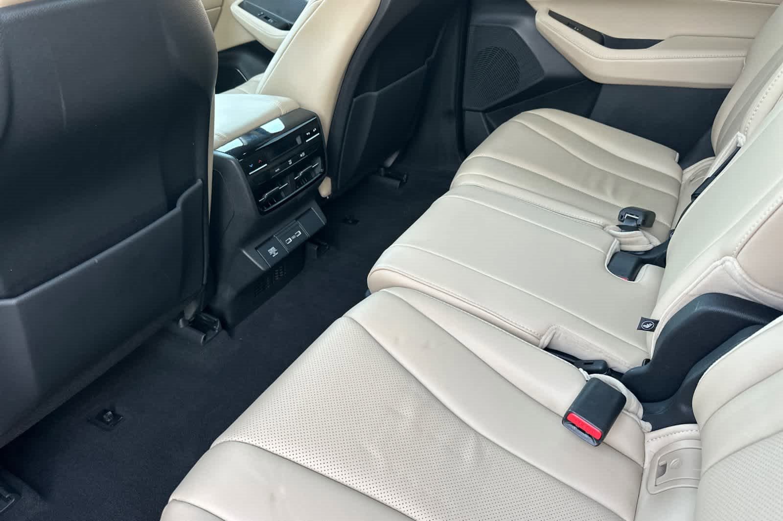 Used 2022 Acura MDX FWD w/ Technology Package image 4