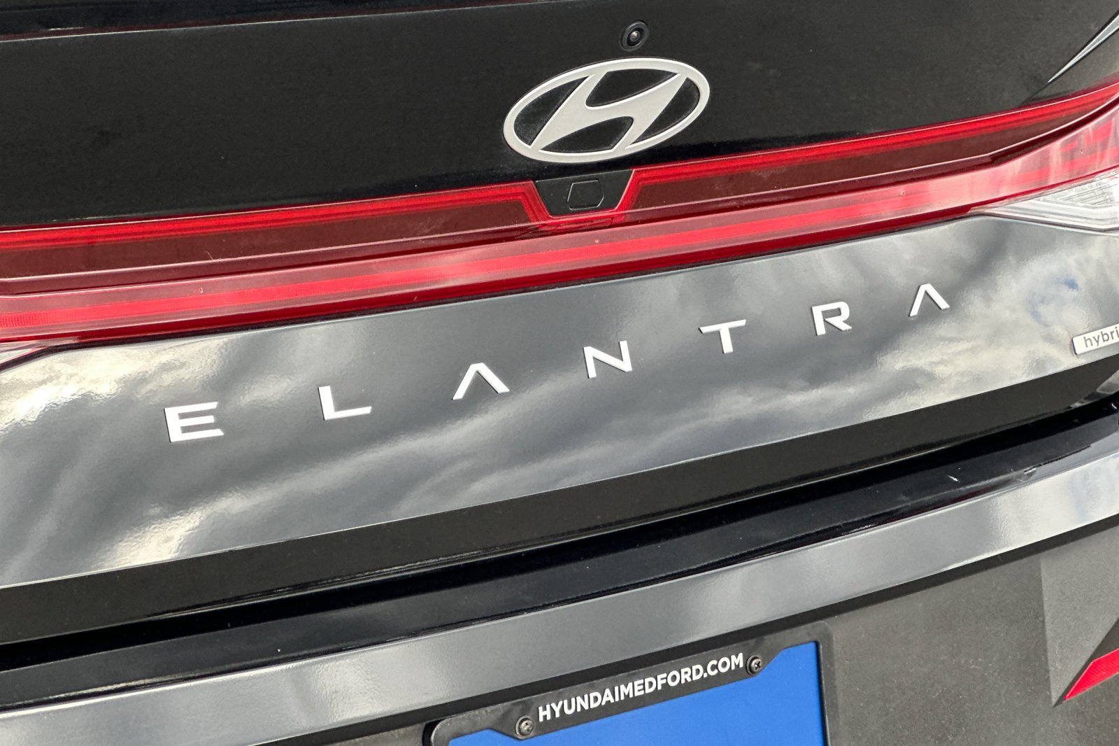 Certified 2025 Hyundai Elantra SEL FWD image 26