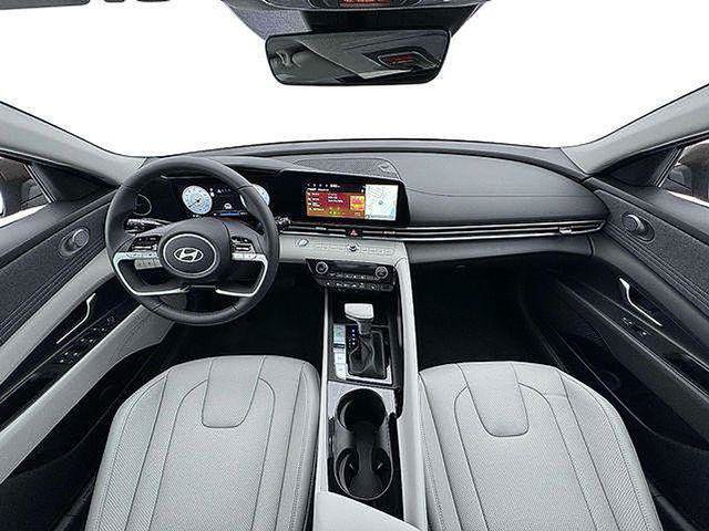 New 2026 Hyundai Elantra Limited FWD image 15