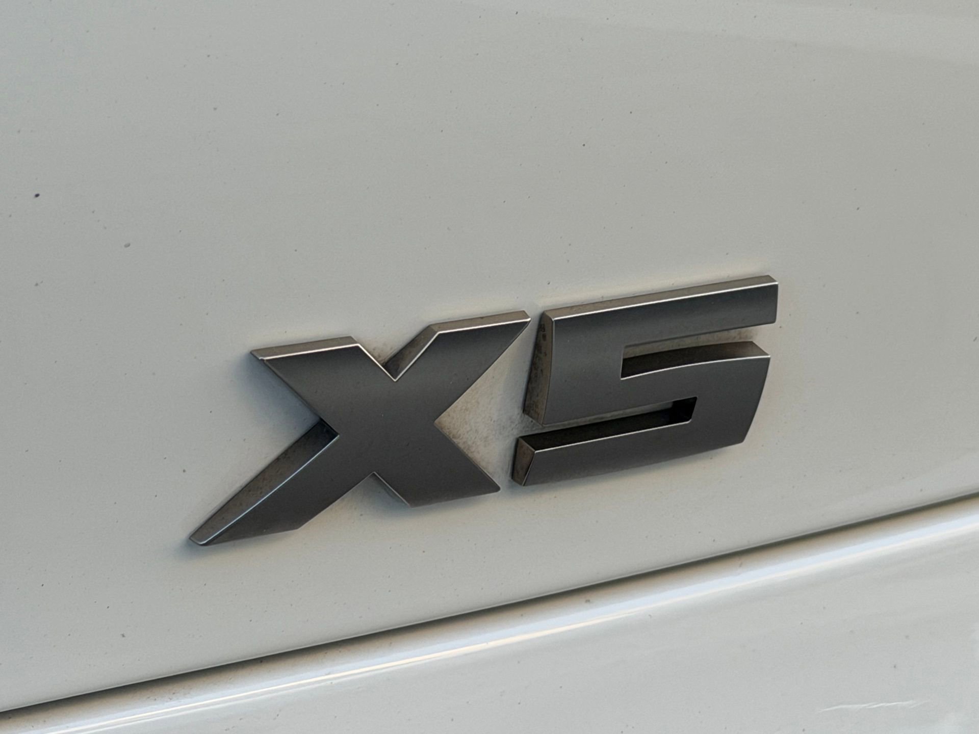 Used 2022 BMW X5 M50i w/ Premium Package image 23