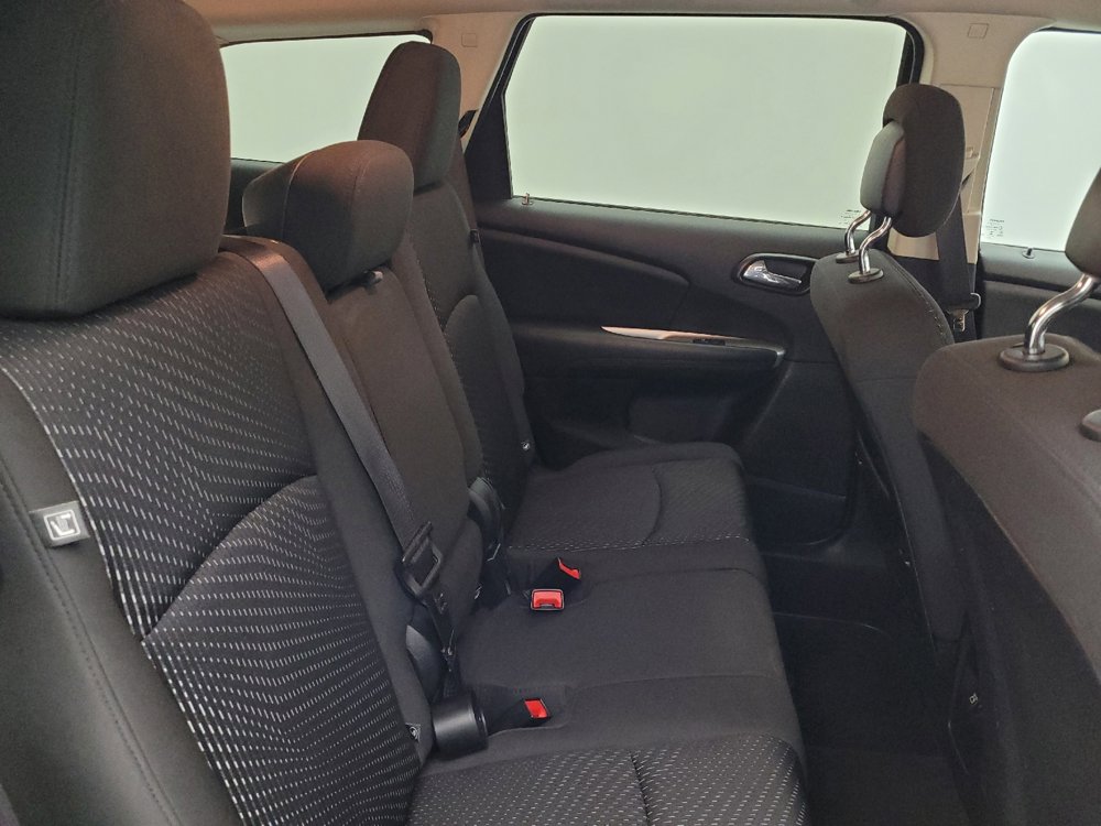 Used 2017 Dodge Journey SXT w/ Comfort/Convenience Group image 19