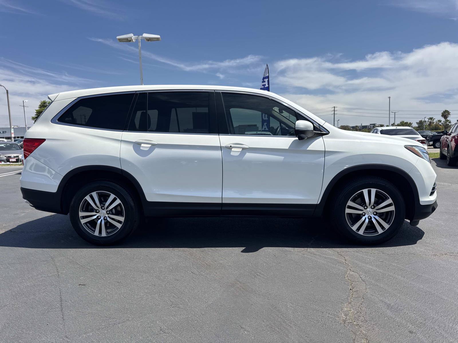 Certified 2017 Honda Pilot EX image 6