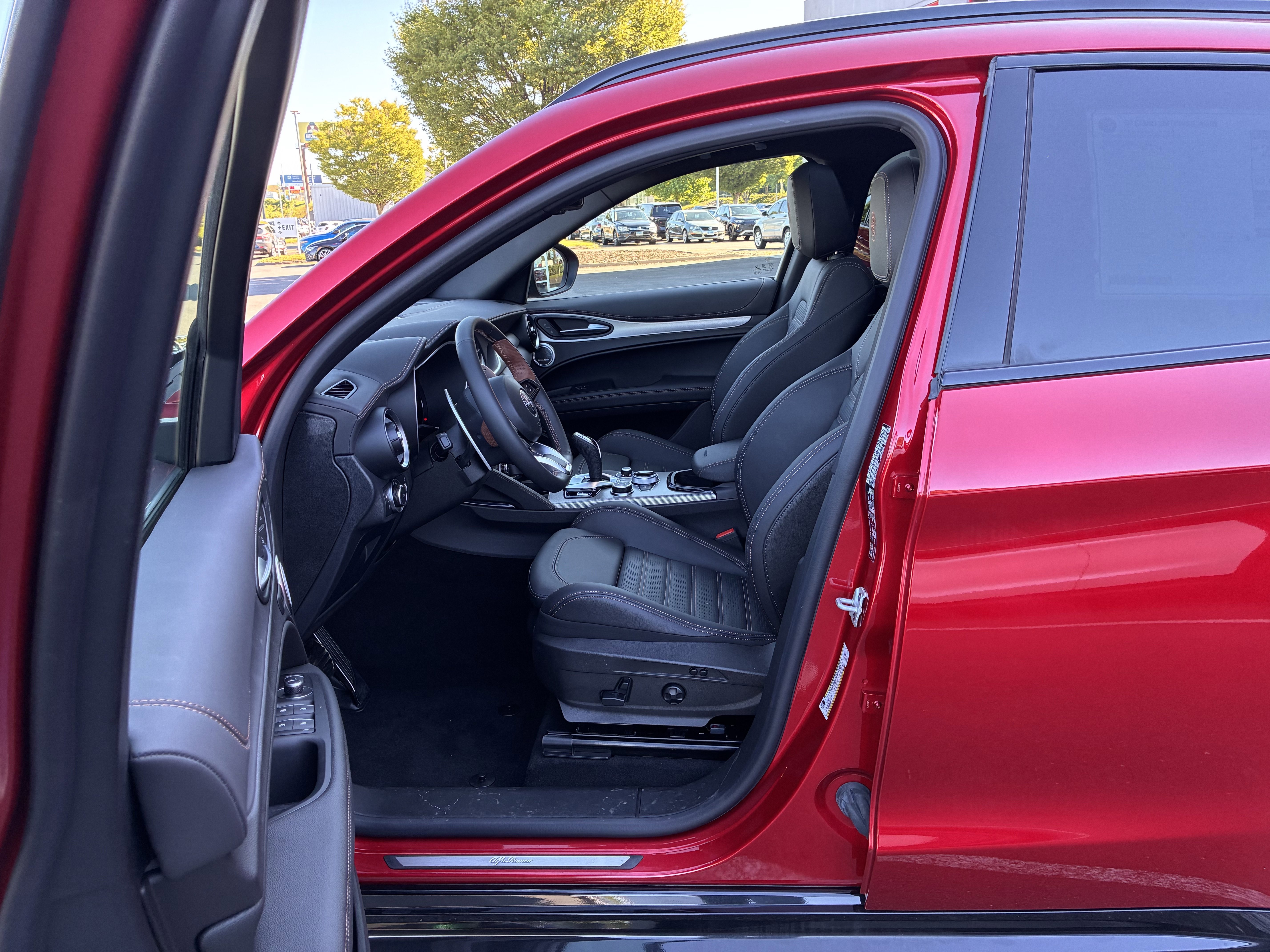 New 2025 Alfa Romeo Stelvio Sprint image 15