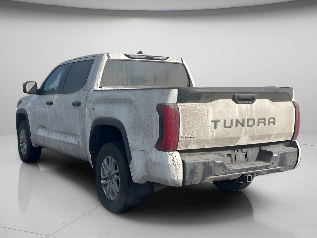 Used 2022 Toyota Tundra SR5 w/ SR5 Convenience Package image 6