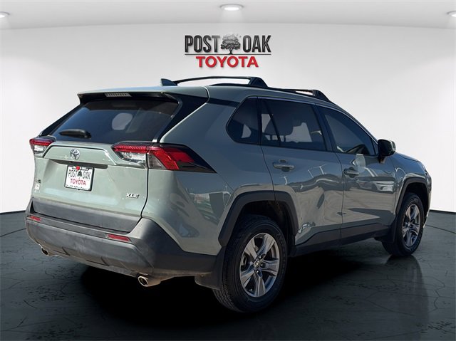 Used 2023 Toyota RAV4 XLE image 7