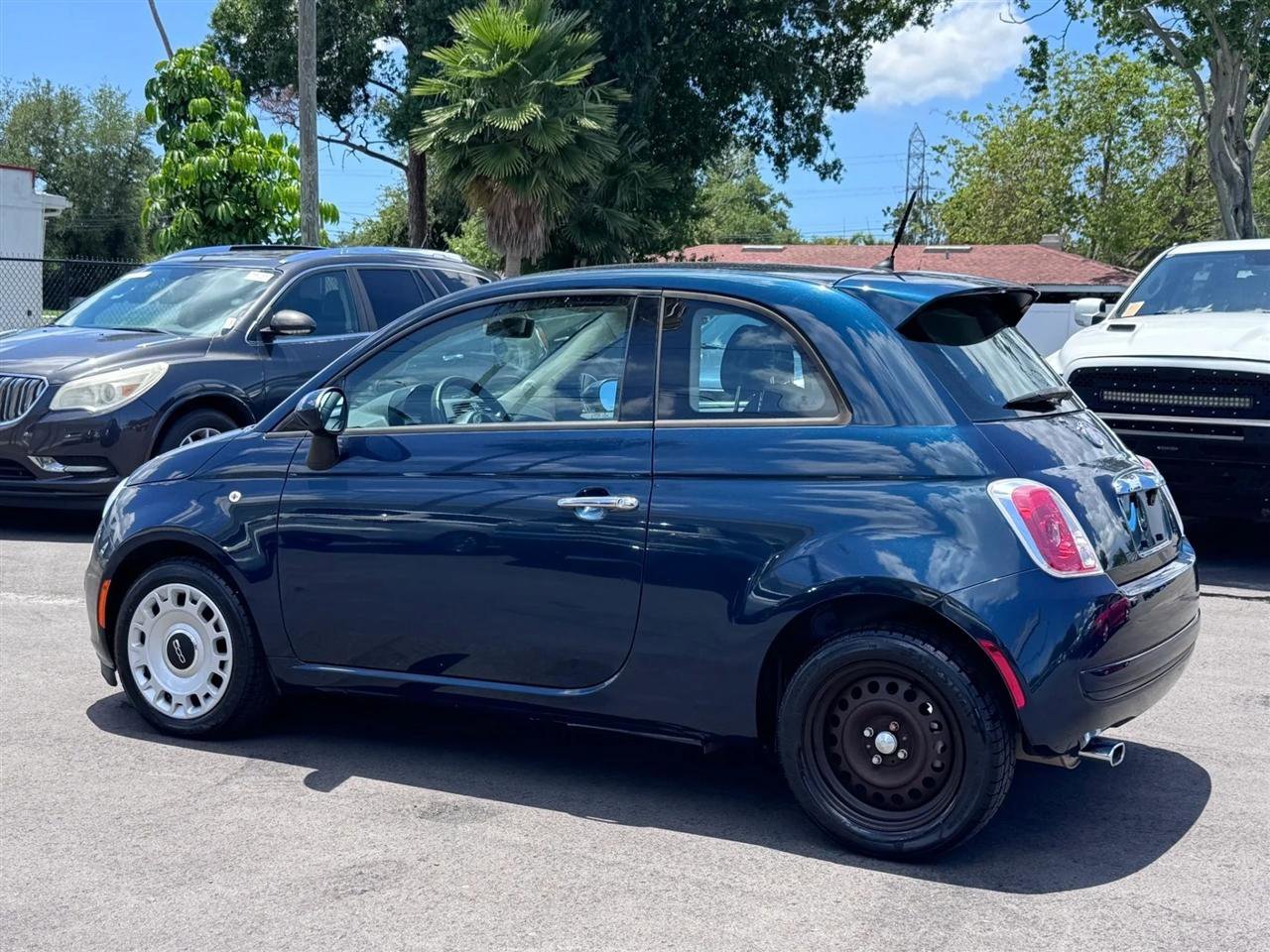 Used 2013 FIAT 500 Pop FWD image 10