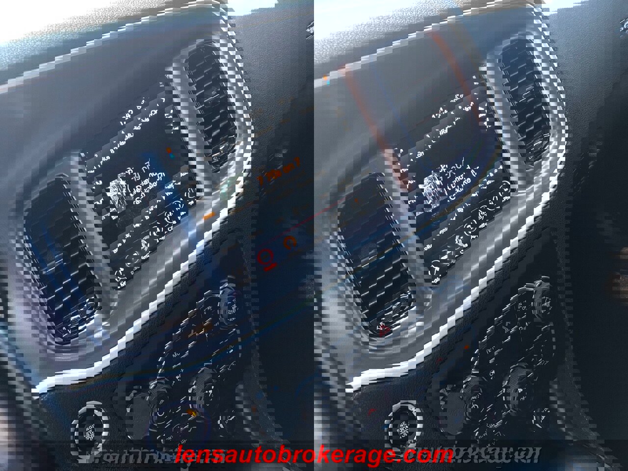 Used 2020 Dodge Charger SXT w/ Blacktop Package image 14